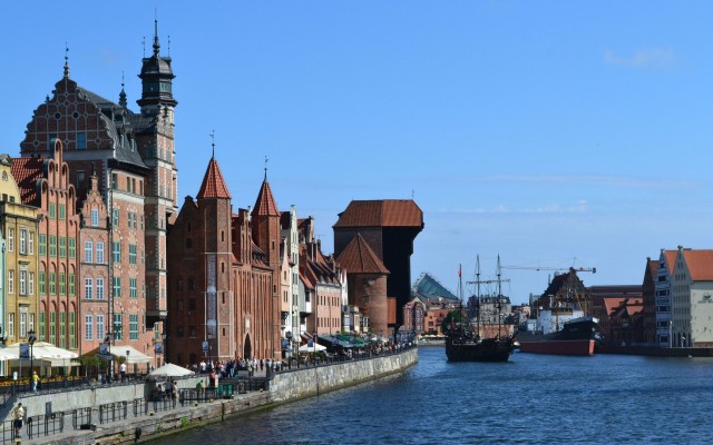 Visit History of Gdansk Tour by Kayak on the Motława River in Nowy Dwór Gdański
