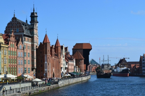 Geschiedenis van Gdansk Tour door Kayak op de Motława River2-uurs geschiedenis van Gdansk Tour met kajak op de Motława rivier