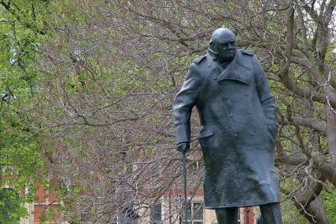 London: Winston Churchill Walking Tour with War Rooms Ticket