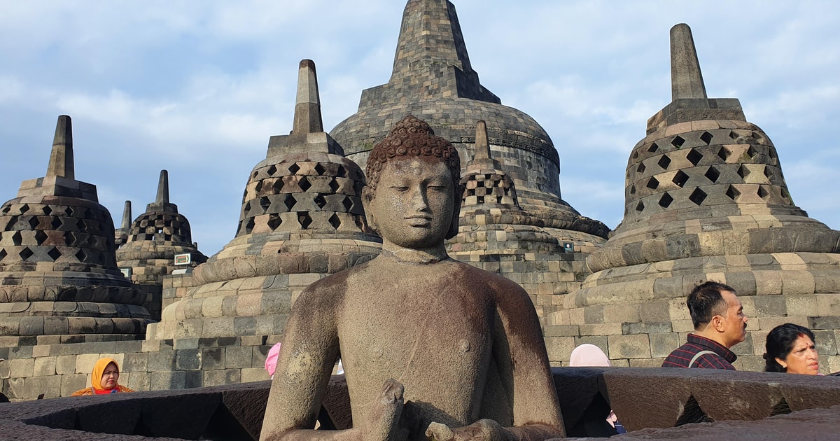 Yogyakarta : 2 Days Jomblang Cave Borobudur Prambanan Trips | GetYourGuide