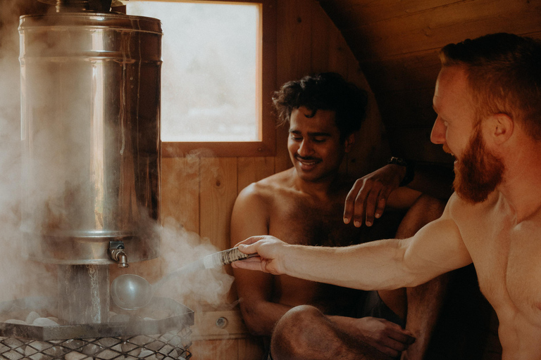 Queenstown: Riverside Sauna and Cold Plunge Experience