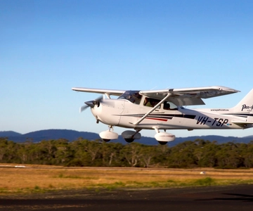 30 Minute Scenic Hobart Plane Flight