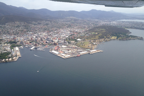 20 minuters flygning med flygplan från Hobart