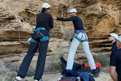 Baku: Rock Climbing Experience with Guide and Gear