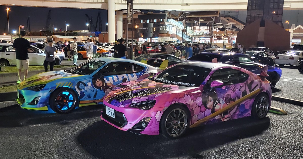 Tokyo.DaikokuPA JDM nights in Luxury van 7 seats easy access