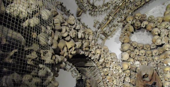 Rome: Capuchin Crypts Guided Tour with Audio Guide Option