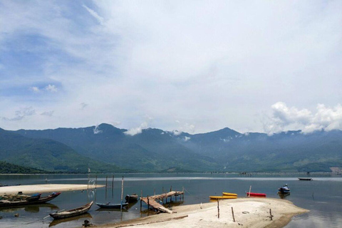 Hoi An naar Hue via Hai Van Pass op de motor (of andersom)Hue naar Hoi An/Da Nang via Hai Van Pass met de motor (enkele reis)