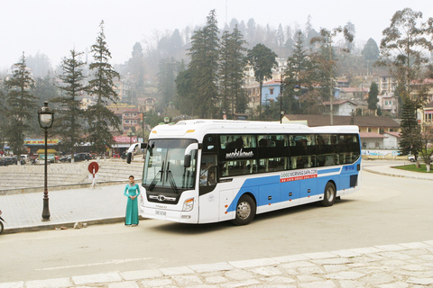 Da Hanoi: Tour di due giorni a Sapa con visita al Picco FansipanSa Pa: tour della città e della cima del Fan Si Pan da Hanoi