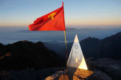 Hanoi: Sapa Limousine Bus/Rice Terrace Trail & Fansipan Peak - Image 3