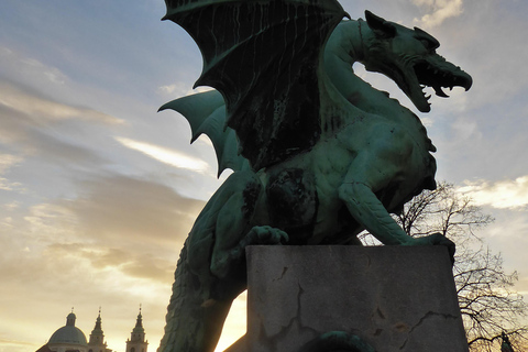 Zagreb: Postojna Cave, Lake Bled & Ljubljana Private Tour