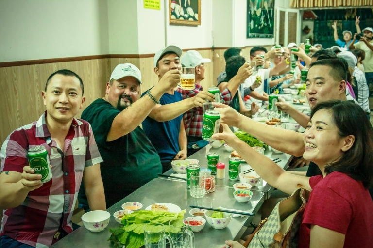 Saigon: découverte gastronomique privée et visite de la ville en jeep