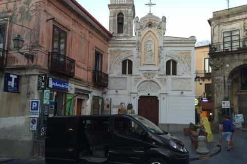 Airport Transfers between Lamezia Terme and Pizzo Calabro