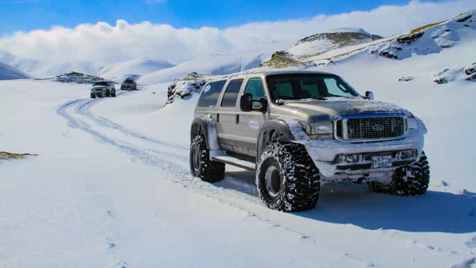 private landmannalaugar hekla super jeep tour