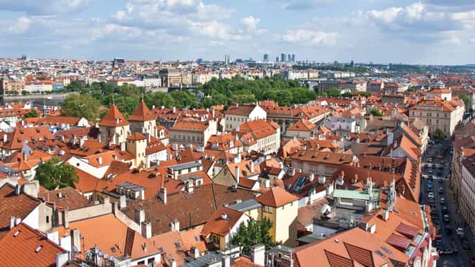 prague old town scavenger hunt game