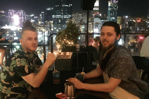 Saigon by Night: Prywatna wycieczka po mieście jeepem i drinkiem Skybar