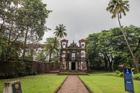 Goa: Goa Vieja y la Isla de Divar Recorrido en E-Bike con Aperitivos