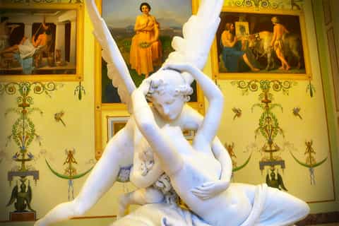 Saint Petersburg: Private Full-Day Sightseeing Tour