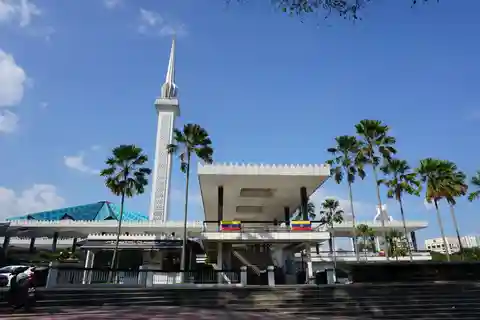 Best of Kuala Lumpur Tour med KL Tower & Batu Caves