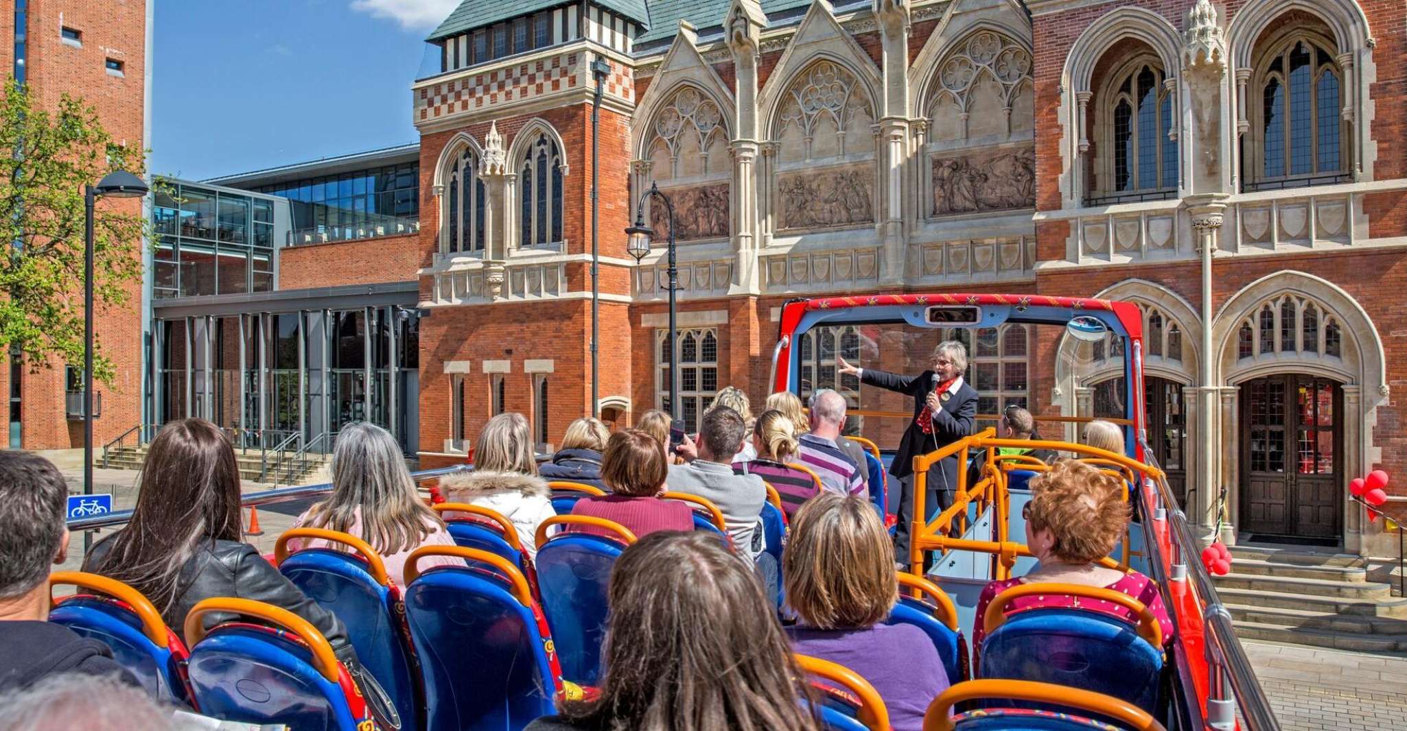 Stratford-upon-Avon,City Sightseeing Hop-On Hop-Off Bus Tour - Housity
