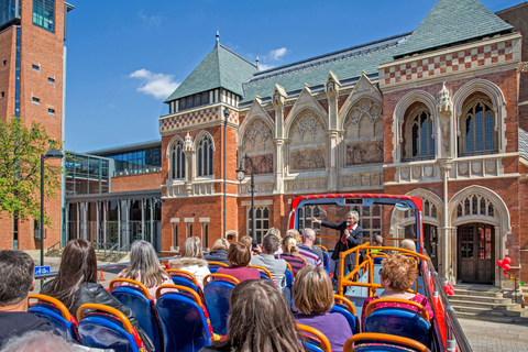 Sightseeing Hop-on-hop-off bustour door Stratford-upon-Avon van de stadHop-on, hop-off-tour door Stratford: familieticket voor 24 uur