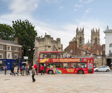 York: Stadsrondleiding met hop-on-hop-off-bustour