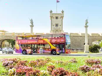 Cadice: Tour della città in autobus Hop-on Hop-off