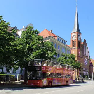 Kiel: 24-timersbillett til hopp på hopp av-sightseeingbuss