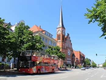 Kiel: City Sightseeing Hop-On Hop-Off Bus Tour
