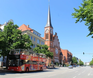 Kiel: Stadssightseeing med hop-on hop-off-buss