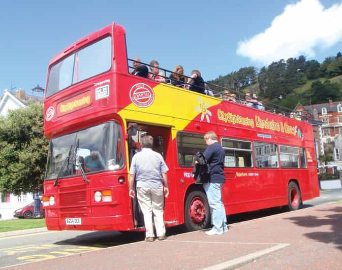 bus from llandudno to conwy