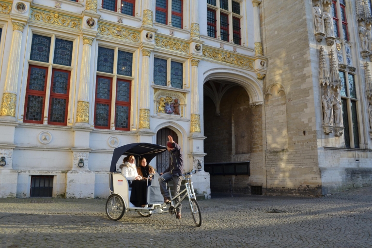 Brugia: Przewodnik po rikszy z przewodnikiemBrugia: jednogodzinny wycieczki rowerowe