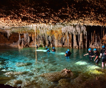 Cancun/Playa del Carmen: Ingressos para o Rio Secreto e almoço