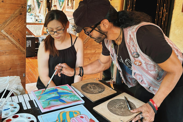 لانكاوي: جولة بالقارب بين أشجار المانغروف مع لوحات الباتيك والمأكولات المحلية