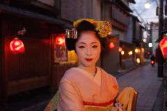 Excursão cultural e gastronômica de Kyoto de dia e noite