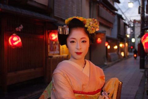 Kyoto Culture and Food Tour by Day and Night