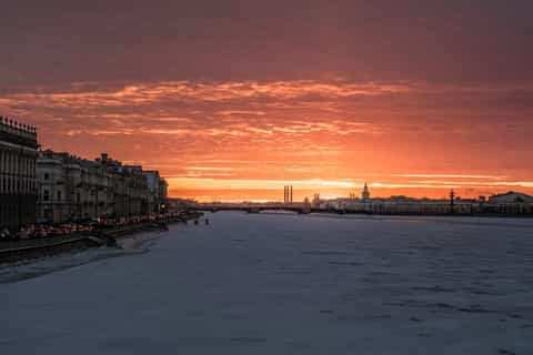 Private Half-Day Tour of St. Petersburg with Driver & Guide