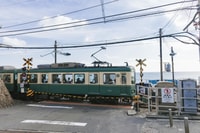 Kamakura, Great Buddha, Hase Temple, & Komachi Street Tour - Hizvo