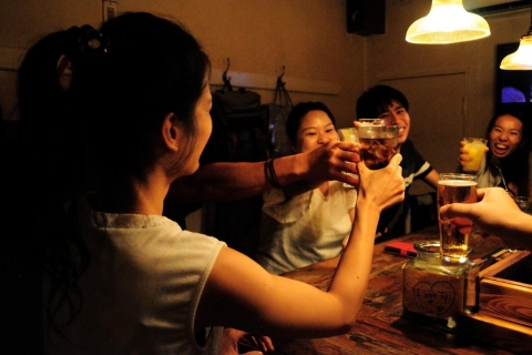 Tokio: Rundgang durch das Nachtleben in Shinjuku & GetränkeTokio: Rundgang durch das Nachtleben in Shinjuku
