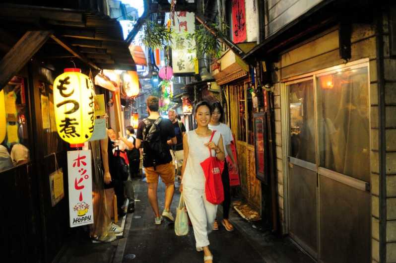 Tokio: Shinjuku Drinks i Neon Nightlife Tour | GetYourGuide