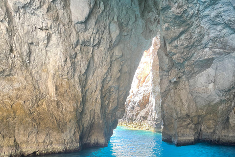 Zakynthos:Alykes-Alykanas- Navagio Beach private group tour