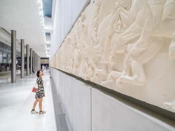 Akropolismuseum: Ticket & Zugang zu Ausgrabungen der Antike Akropolismuseum: Ticket & Zugang zu Ausgrabungen der Antike
