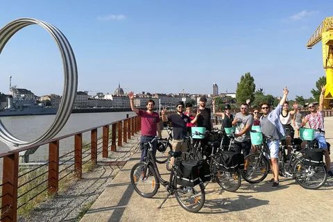 Nantes: Panoramic Tour by Electric Bike