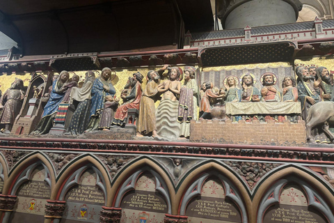 Paris: Notre-Dame Guided Tour with Flexible Options Private Notre-Dame Interior &Exterior Guided Tour (Max 5pax)