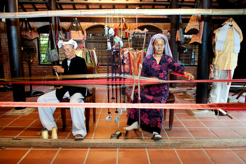 Hoi An: tour del processo di produzione del tessuto di seta di mezza giornataTour di gruppo (max 15 pax/gruppo)