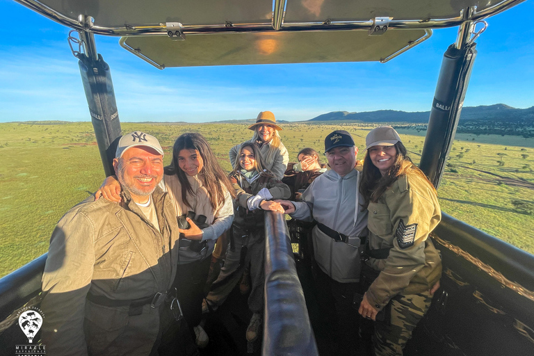 Desde Arusha: safari de 2 días por Tarangire y NgorongoroDesde Arusha: safari de 2 días a Tarangire y Ngorongoro