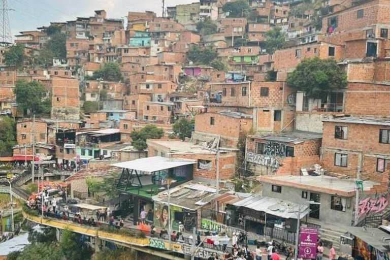 Graffiti Tour Medellin: Geschiedenis en kunst in Comuna 13