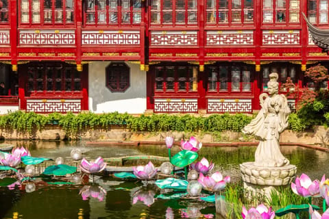 Shanghai: Yu Garden and City God Temple Culture Tour
