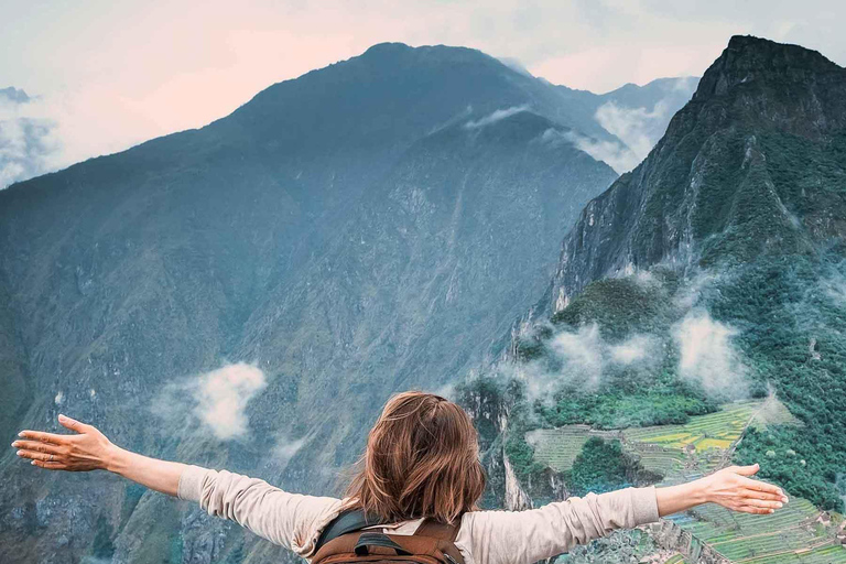 LLACTAPATA TREK TO MACHU PICCHU 3D – 2N