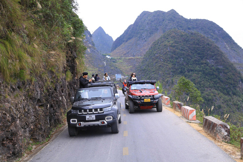 New Modern Jeep - Ha Giang Loop 3 days - Private room