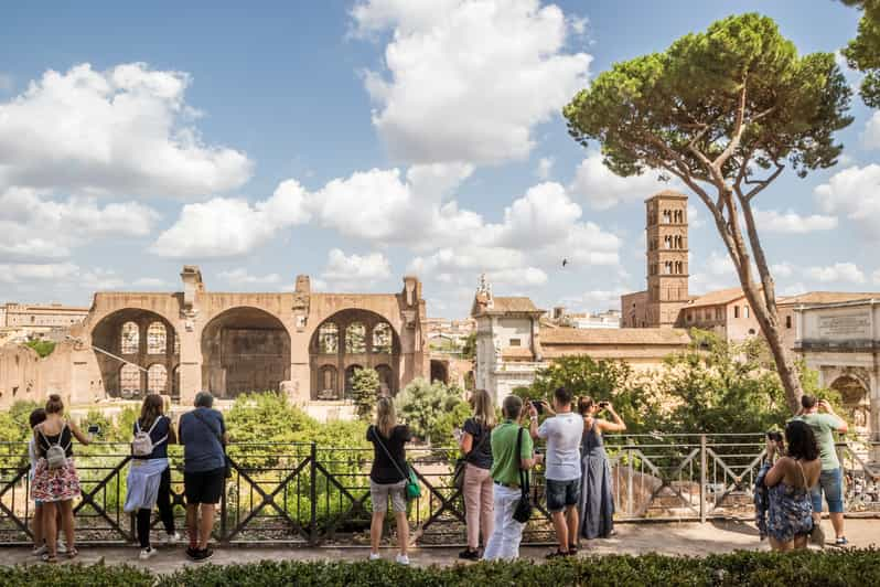 Rome Colosseum Palatine Hill And Roman Forum Guided Tour Getyourguide